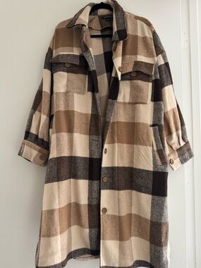WINSOME Oversized Plaid Pea Coat in Beige & Brown